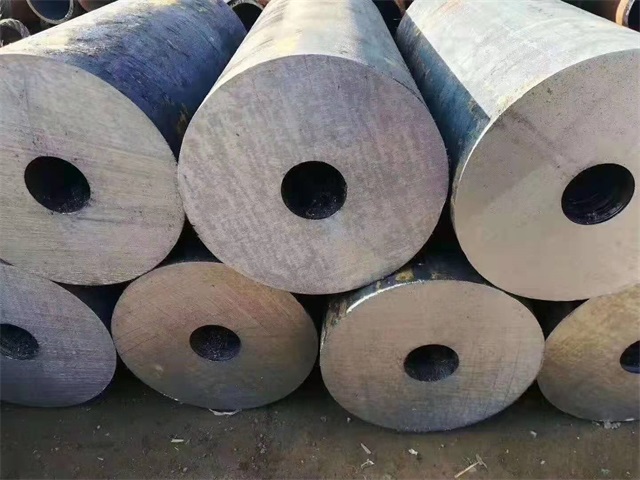 衡水35crmo厚壁无缝钢管